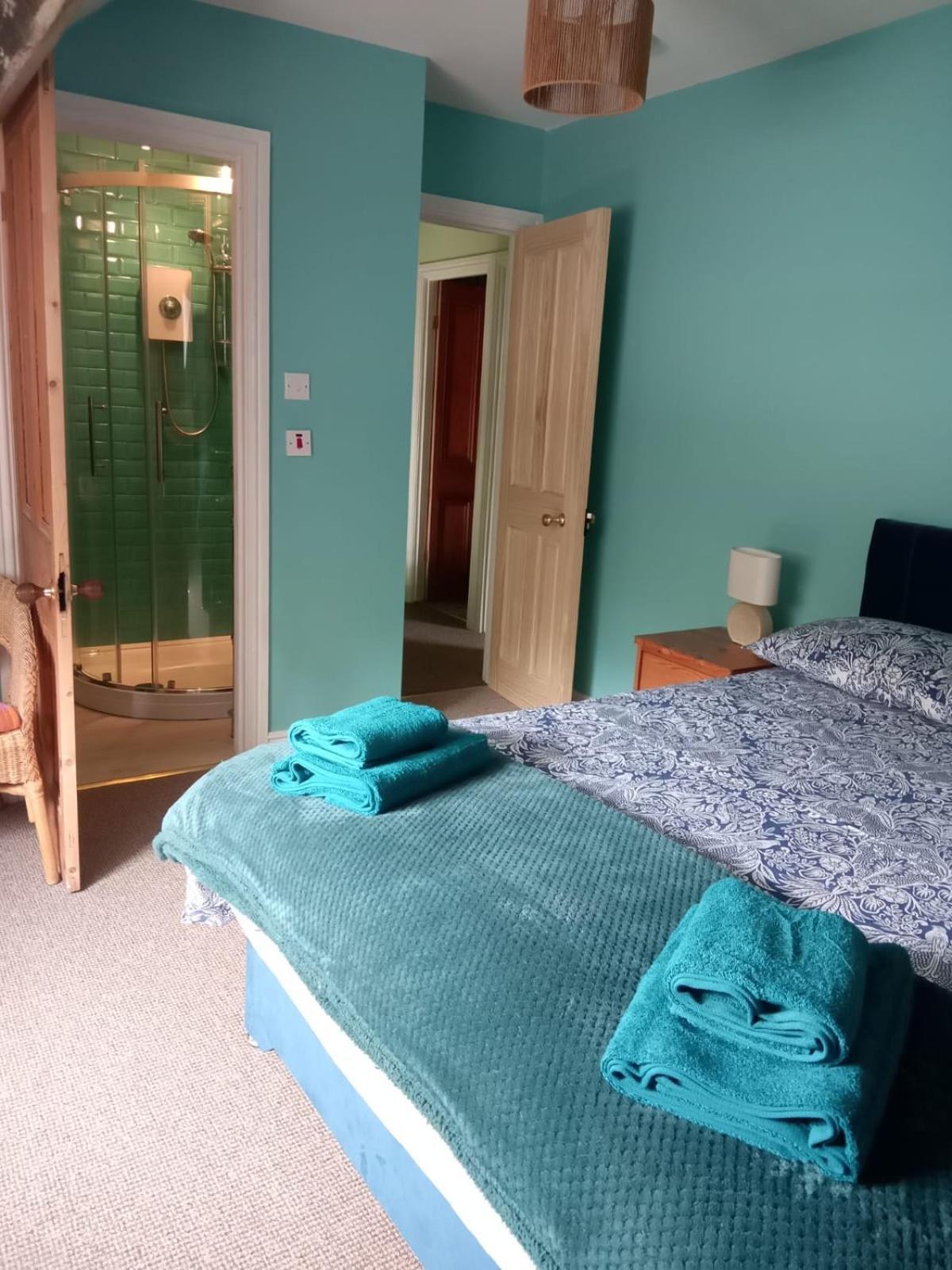 Llangollen Townhouse 4 Bedroom Exterior photo